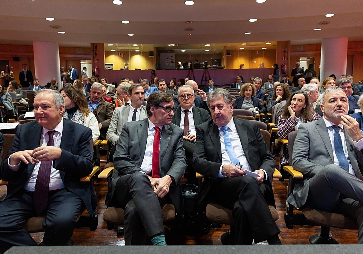 Hereu, Illa, López y Collboni, en la apertura de la reunión