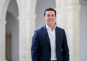 Detienen al presidente de la Diputación de Almería por contratos irregulares en el caso mascarillas