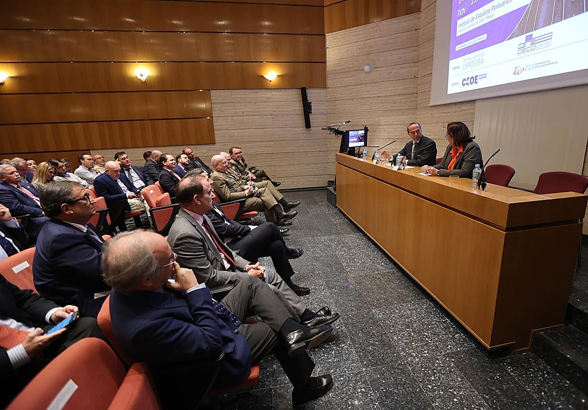 Foro de CECO en Málaga para la divulgación entre el empresariado del proyecto de la Base Logística