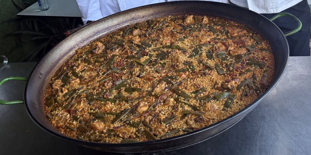 Paella valenciana con naranja: una sorprendente receta para el arranque de la campaña citrícola
