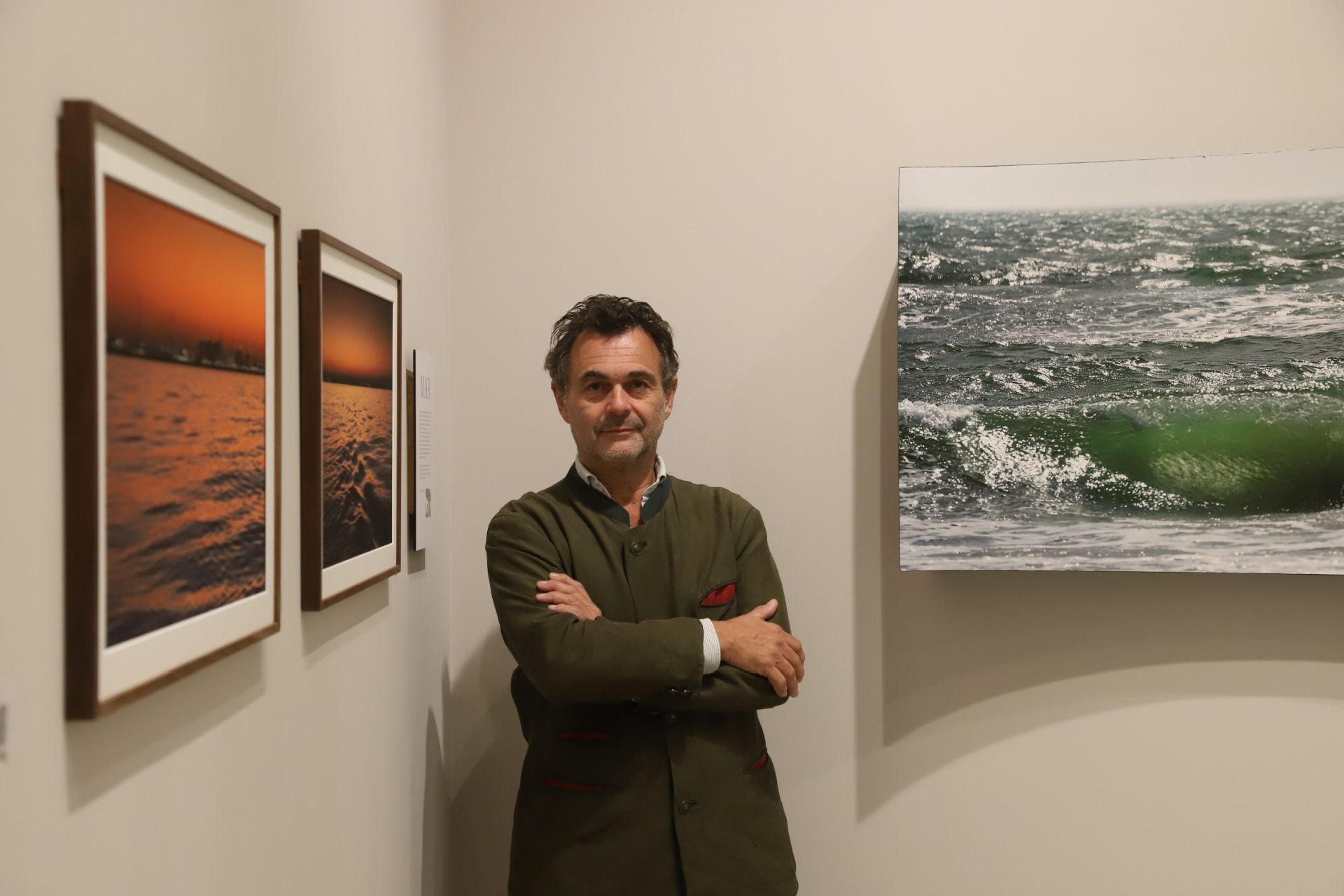 La exposición de fotografía de Rafael E. Cárdenas en la fundación Caja Rural del Sur de Córdoba, en imágenes