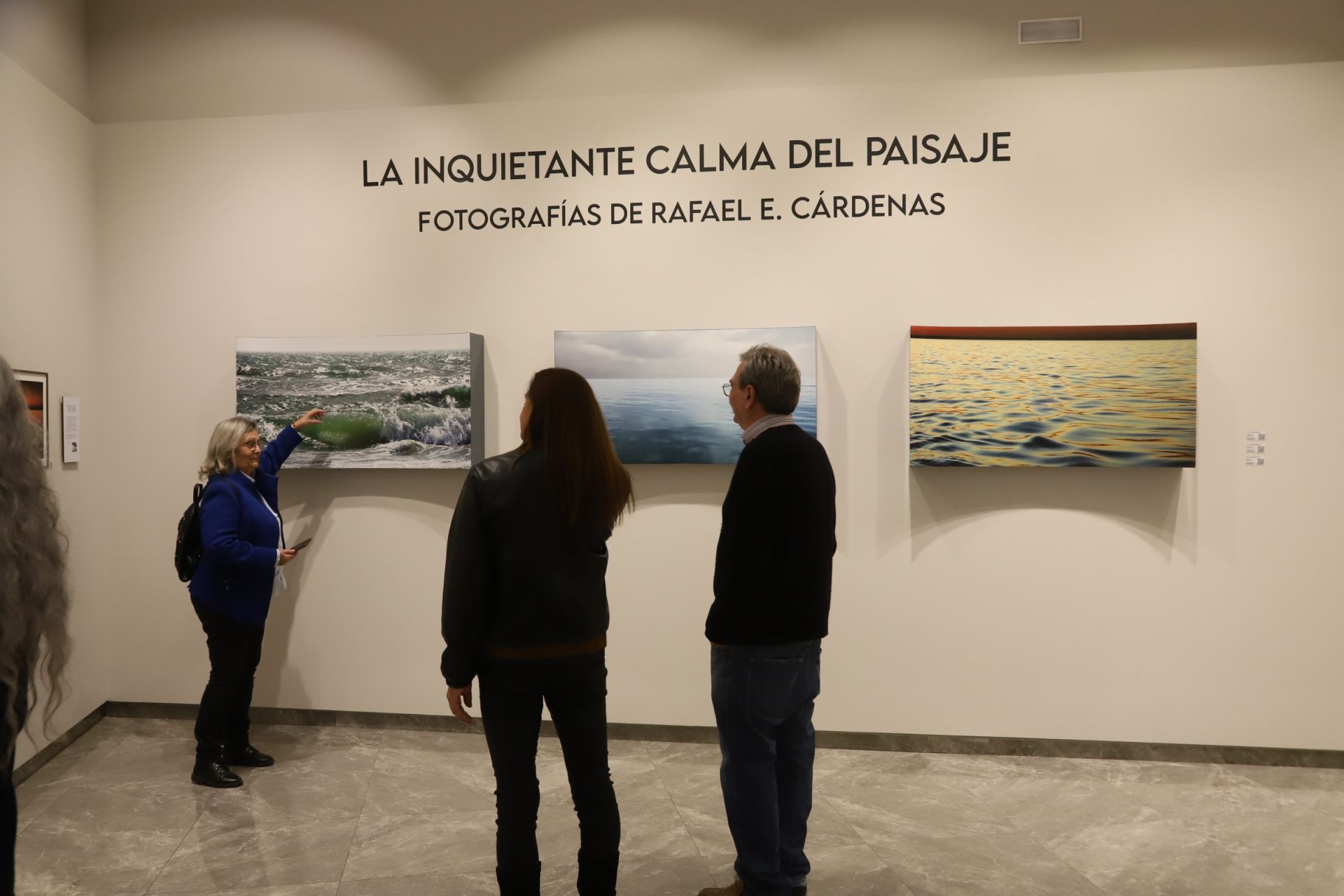 La exposición de fotografía de Rafael E. Cárdenas en la fundación Caja Rural del Sur de Córdoba, en imágenes
