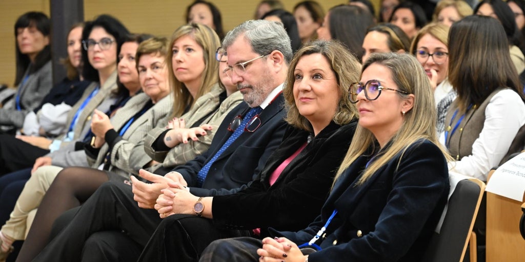 El Gobierno regional destinará 200.000 euros en 2026 al programa Mujeres que lideran Castilla-La Mancha