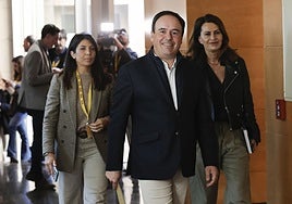 Pérez Llorca da por hecha la investidura con Vox sin un pacto firmado: «Me veo capacitado»