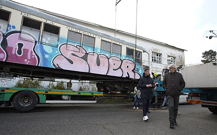 Imagen principal - Recepción de los vagones en Villablino