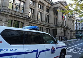 La Justicia vasca eleva la pena a 88 años de cárcel al profesor de surf de Hondarriba que abusó sexualmente de once menores