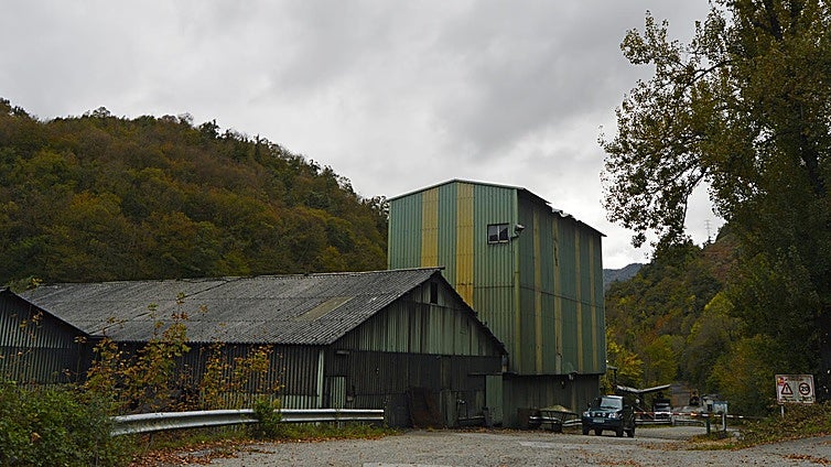 Al menos dos muertos por un derrumbe en una mina en el concejo asturiano de Cangas del Narcea