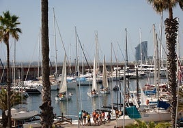Muere un hombre de 67 años tras caer con su vehículo al mar en el Puerto de Ciudadela (Menorca)