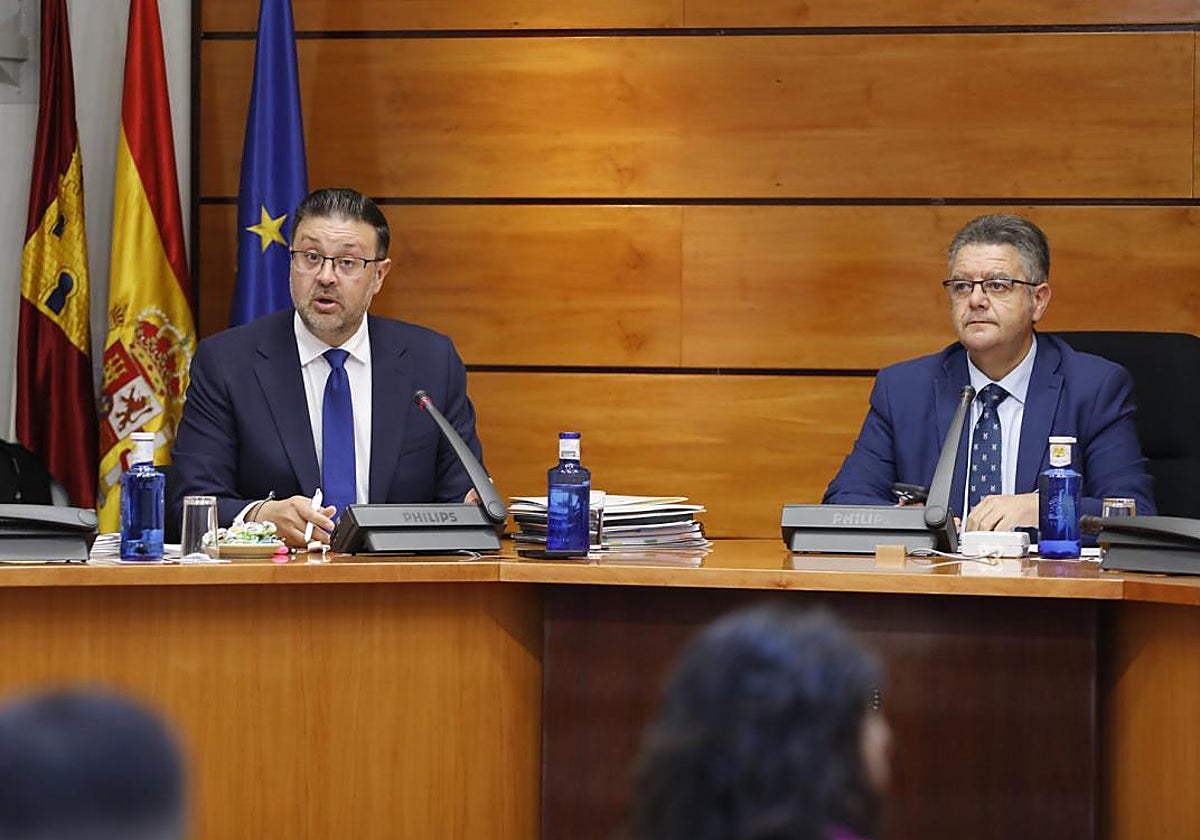 Amador Pastor durante su comparecencia en la Comisión de Presupuestos