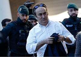 El dueño de El Ventorro asegura que Mazón y Vilaplana se quedaron solos en el restaurante hasta casi las siete de la tarde