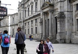 La Facultad de Medicina de la USC rechaza la descentralización