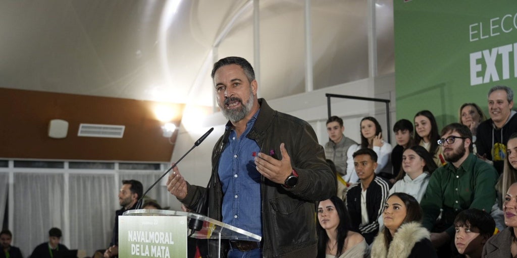 Vox se lanza a por el voto obrero de la izquierda y prioriza el discurso económico