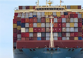 Localizan varios coches robados en Países Bajos en un contenedor en Canarias camino a África