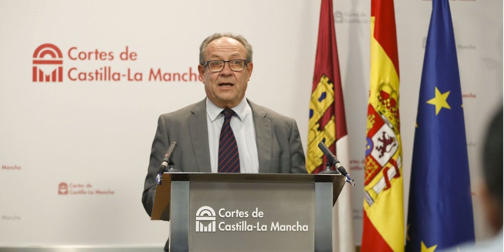 Ruiz Molina: «El presupuesto de la Junta es de reducción fiscal, no congelación»