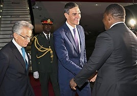 Sánchez niega que se reuniera con Otegi y Cerdán en un caserío para pactar su investidura: «Es mentira»