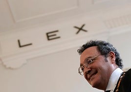 El Gobierno no acepta la renuncia de García Ortiz y seguirá en el cargo hasta el nombramiento de Peramato