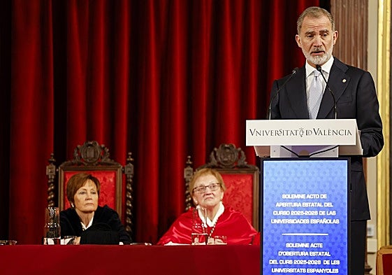 El rey Felipe VI durante su intervención en el acto de apertura del curso académico 2025/2026 de las universidades españolas
