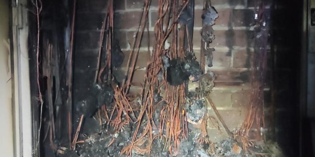 Muere un hombre y otro se encuentra en estado crítico por la inhalación de humo en un incendio registrado en La Coruña