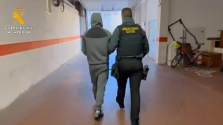 Detenidos cuatro jóvenes por un violento robo en una vivienda en Villanueva del Pardillo