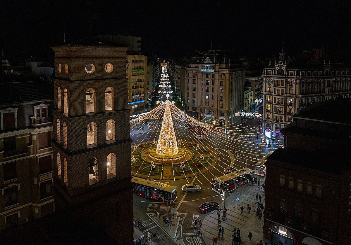 Uno de los paraguas de luces que se podrá ver en León esta Navidad