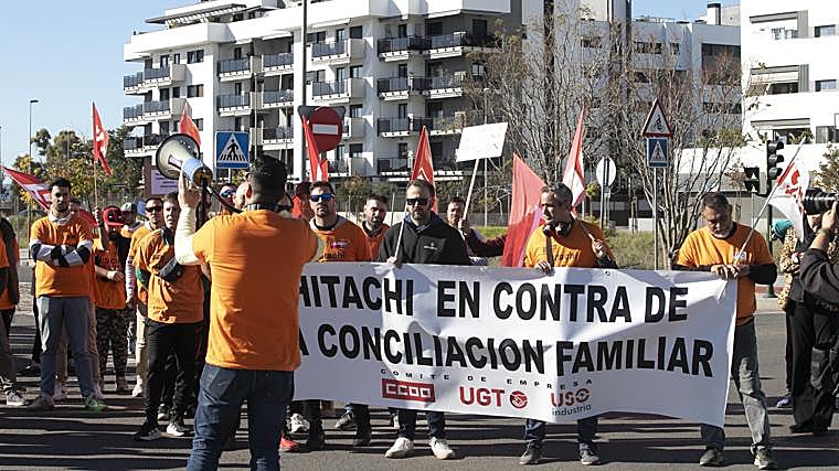 Hitachi workers demonstration