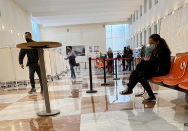 Sanidad vuelve a recomendar el uso de la mascarilla en los hospitales y centros de salud valencianos