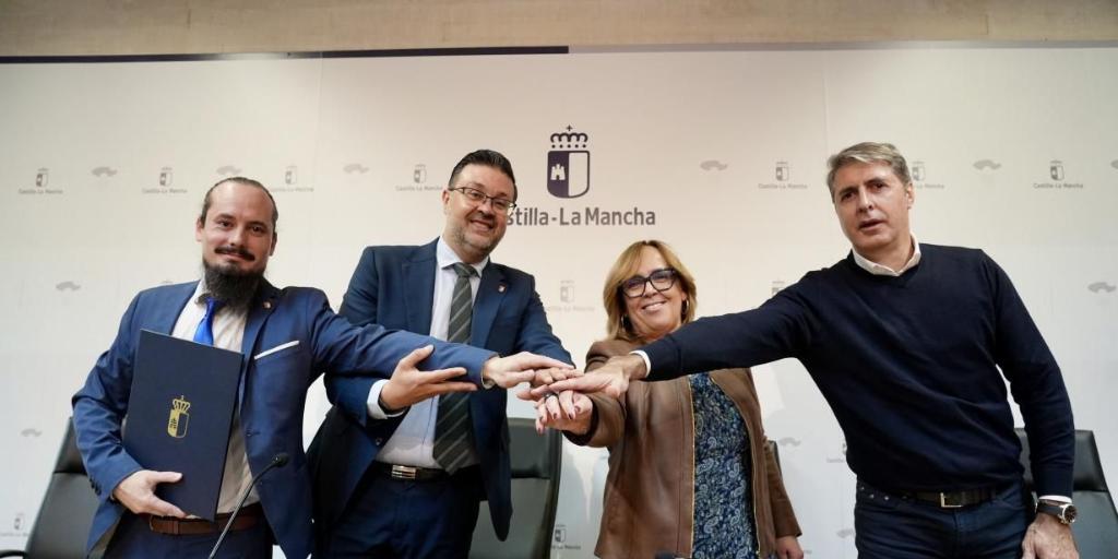 Inversión de 800.000 euros del Gobierno de Castilla-La Mancha para impulsar el folclore y las bandas de música