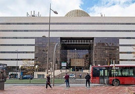 La Fiscalía pide prisión  para una concejala de Igualdad de Granada por encubrir a su hijo acusado de agresión sexual