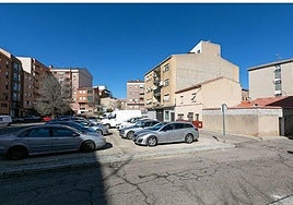 Vecinos de Santa Bárbara recogen 300 firmas contra la construcción de 40 viviendas en la calle Navidad de Toledo