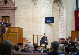 Juanma Moreno exige al Estado inversiones y fondos «a la altura de Andalucía»