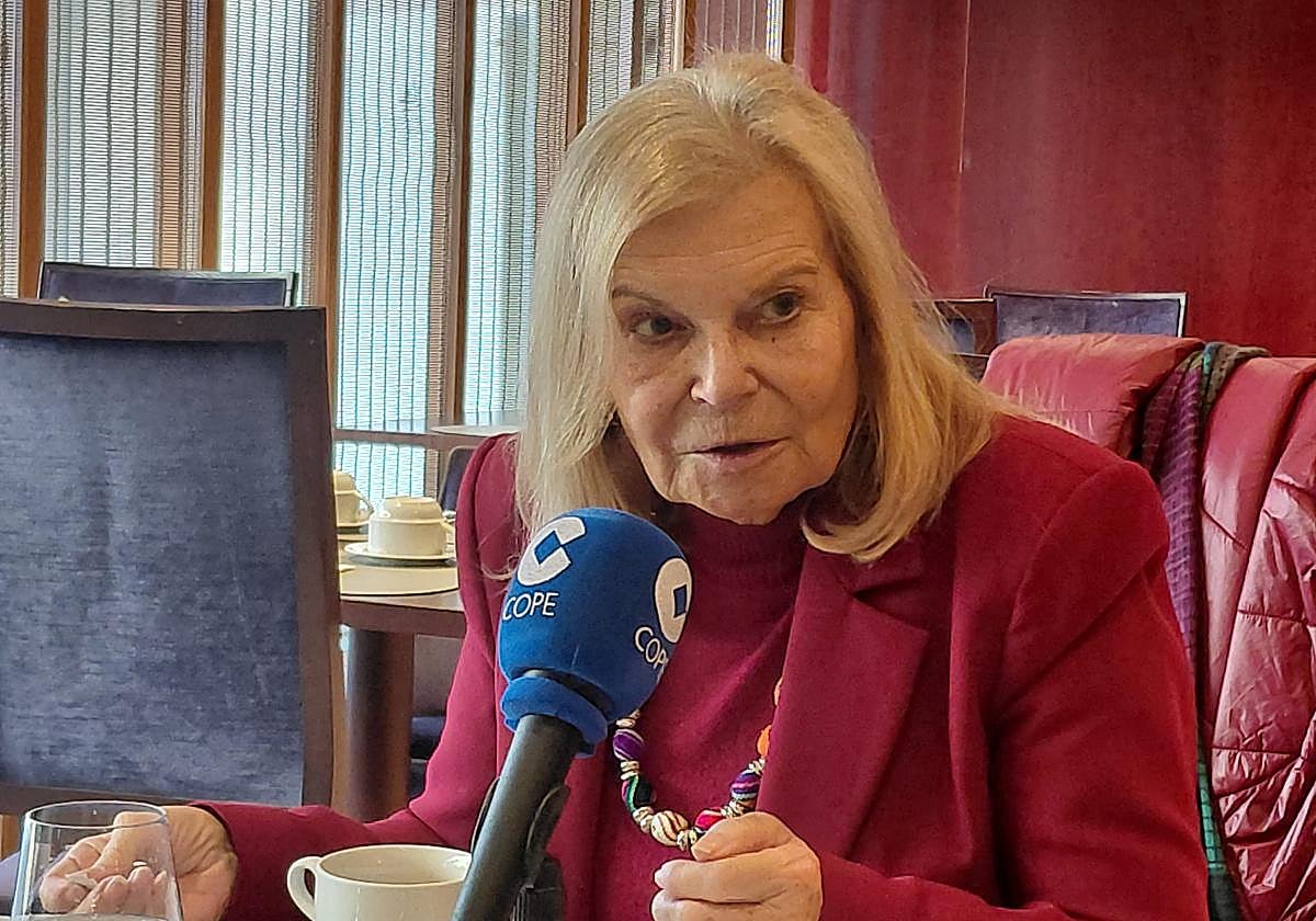 Carme Riera, durante el programa 'Coverses' de Cope