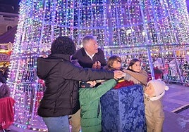 Los niños de Afanion iluminan la Navidad de Ciudad Real con emoción