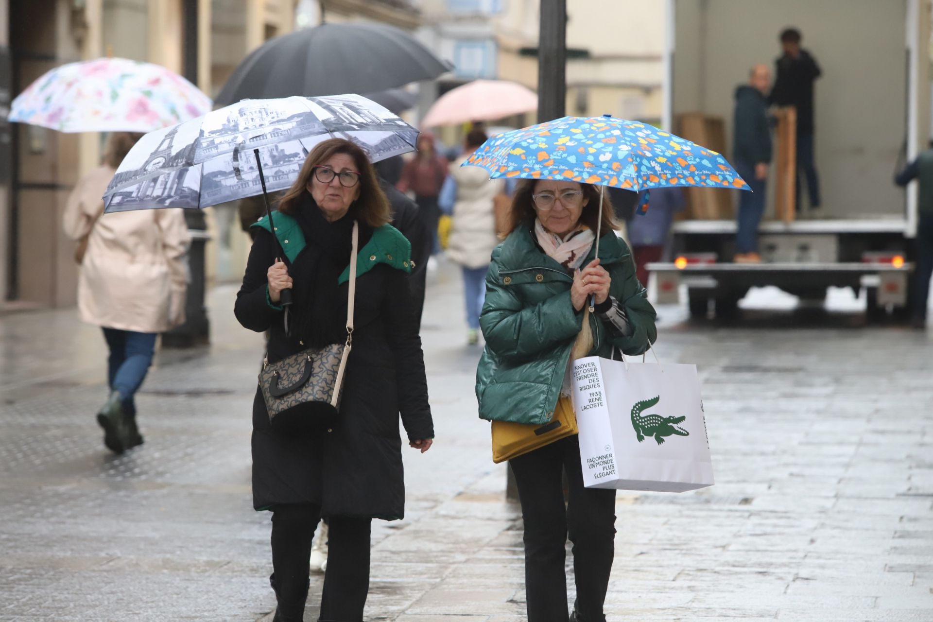 Las compras anticipan la Navidad en Córdoba, en imágenes