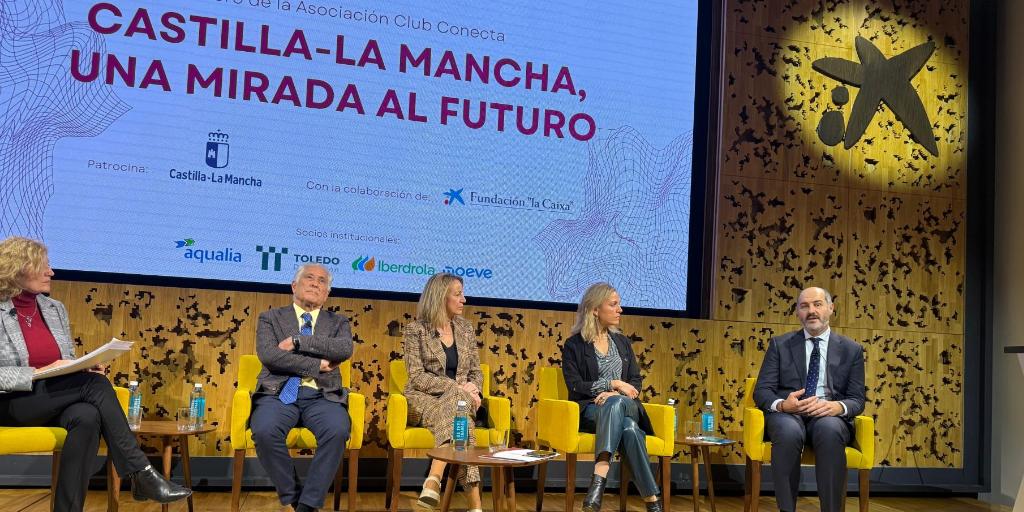 Toledo reivindica un modelo turístico «sostenible y equilibrado» que ya aporta dos millones de euros con la tasa de autobuses