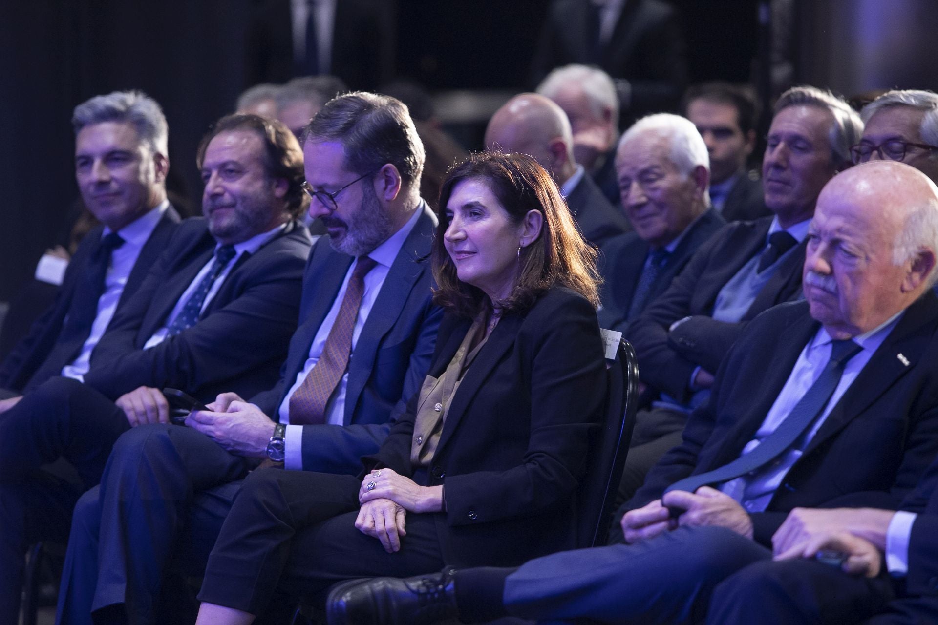 La entrega del Premio Gran Capitán de ABC a El Cordobés, en imágenes