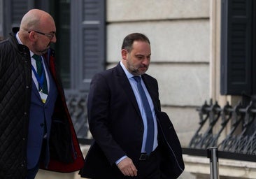 Koldo instó a Ábalos a fugarse a Colombia o Perú