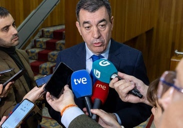 Educación advierte que si hay tres facultades de Medicina se repartirán las plazas y la financiación ya existente