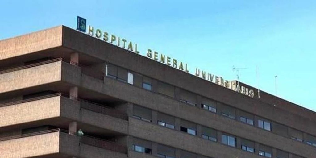 Trasladan al hospital a un trabajador de 47 años tras caerle encima un armario de unos 100 kilos en Albacete