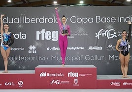 Aitana Ezquerra en lo más alto del podio