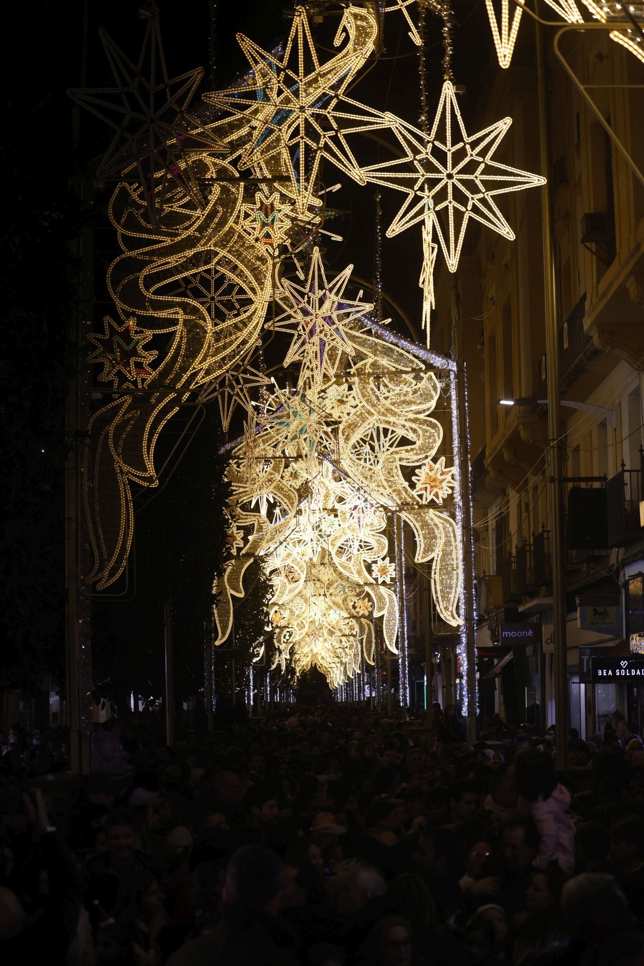 El encendido del espectáculo de luz y música de Córdoba, en imágenes