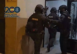 El líder de The Base en España financió la organización terrorista con el menudeo de droga