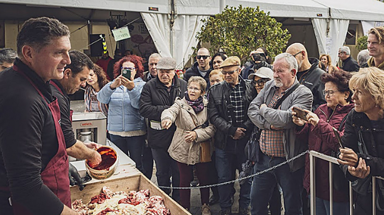 Este pueblo de Córdoba celebra la gran fiesta de la matanza con entrada y degustaciones gratis