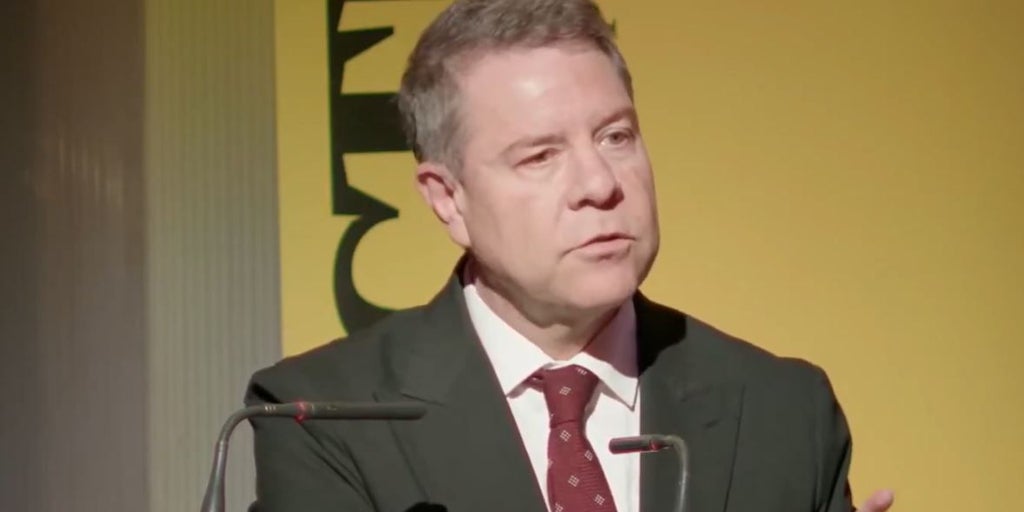 Page cree que España vive «el momento más alejado del espíritu de la Transición»