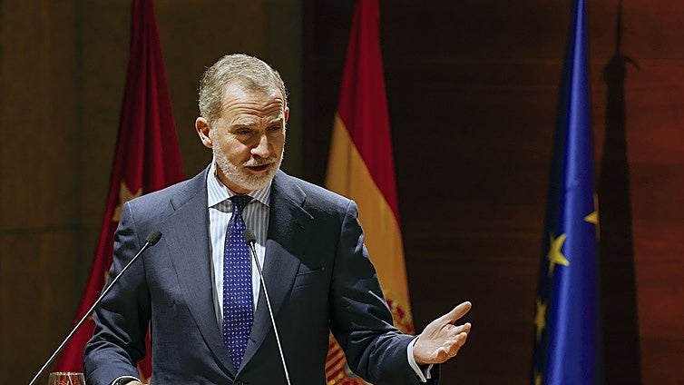 El Rey defiende una Monarquía útil y adaptada a los tiempos: «La Corona está siempre dispuesta a evolucionar»