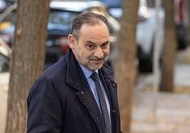 Ábalos recurre su entrada en prisión: la causa «flota en la irrealidad»