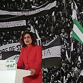 La secretaria general del PSOE-A, María Jesús Montero, interviene en el acto de entrega de premios por el 4D de la Fundación Andalucía, Socialismo y Democracia en Málaga