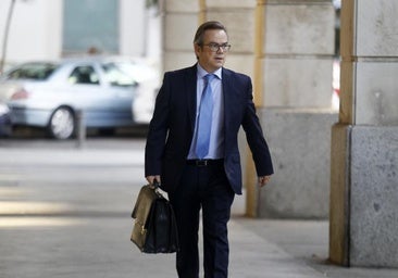 El juez instructor del caso ERE, José Ignacio Vilaplana, llegando al juzgado en 2019