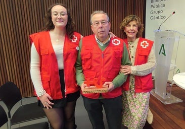 El tiempo libre fecundo de los voluntarios de Cruz Roja en Córdoba: «Por ayudar estamos a lo que haga falta»