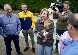 Tormenta entre PP y Vox en Extremadura: Guardiola tacha a Abascal de «machista» por sugerir que la relevasen