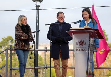 Trescientos escolares toledanos rinden homenaje a la Constitución en la explanada de las escalera de Recaredo